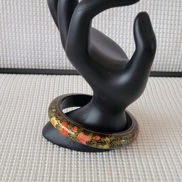 Wooden Multicolored Floral Painted Glossy Black Round Bangle Bracelet - Picture 1 of 7